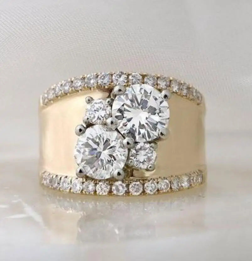 Round Love Ring