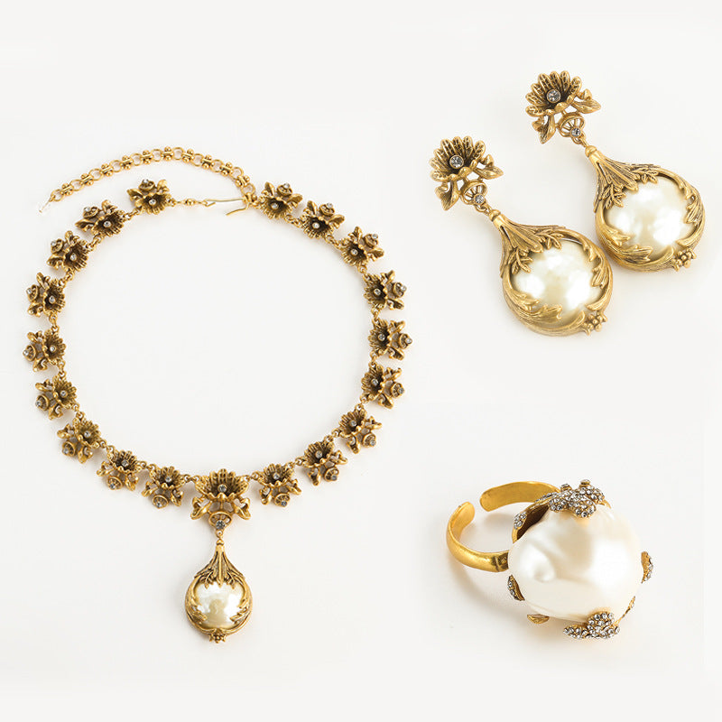 Baroque Pearl Set
